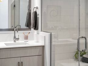 2229 Myrtle ST, Oakland CA 94607