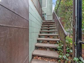 199 Montecito Ave 105, Oakland CA 94610