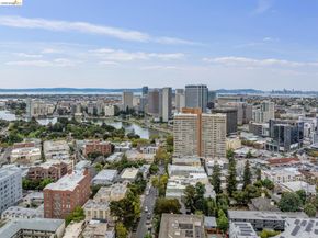 199 Montecito Ave 105, Oakland CA 94610
