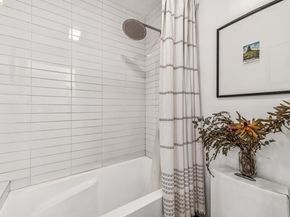 199 Montecito Ave 105, Oakland CA 94610