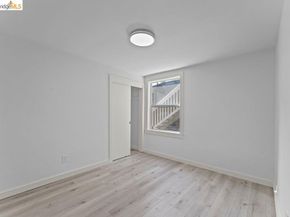 769 17th St, Oakland CA 94612