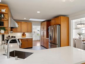 3226 Fairview Ave, Alameda CA 94501