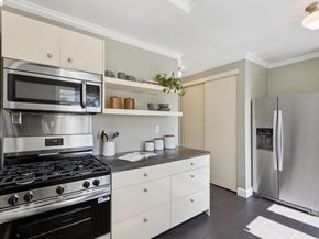 715 Hillgirt Cir, Oakland CA 94610