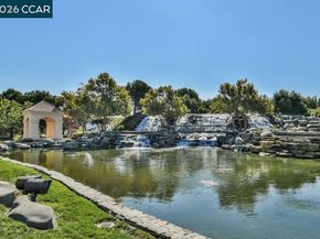 2000 Sorrelwood Ct, San Ramon CA 94582