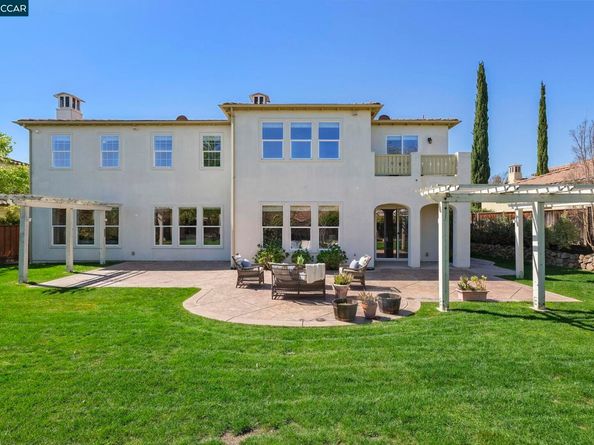 2000 Sorrelwood Ct, San Ramon CA 94582