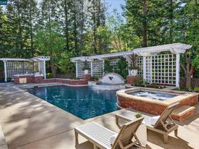 3 Brooktree Dr, Danville CA 94506