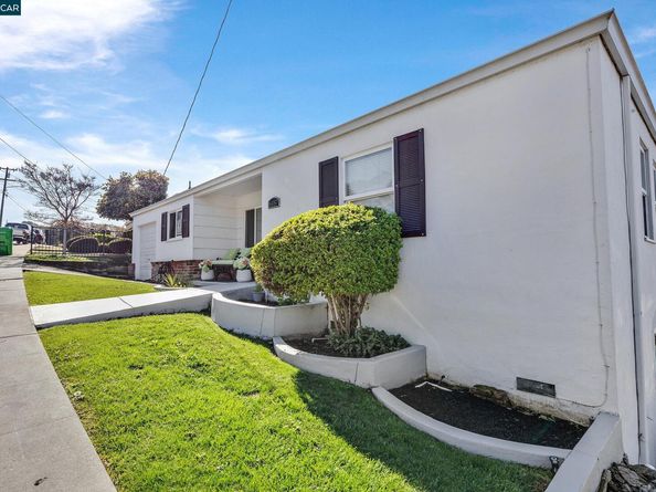 16057 Gramercy Dr, Castro Valley CA 94578