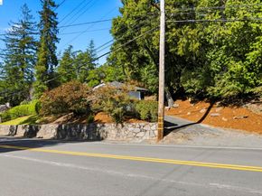 5701 Snake Rd, Oakland CA 94611