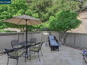 2017 Oakmont Way 2, Walnut Creek CA 94595