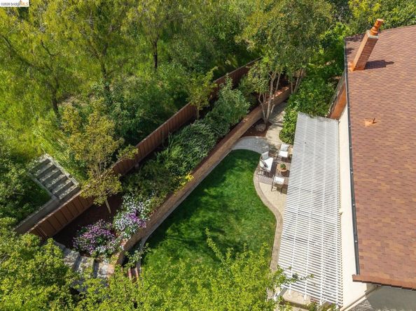 1977 Woodbury Ct, Walnut Creek CA 94596