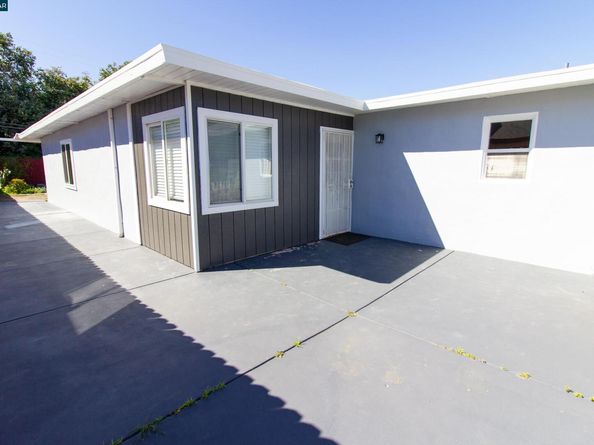 2929 Alta Mira Dr, Richmond CA 94806