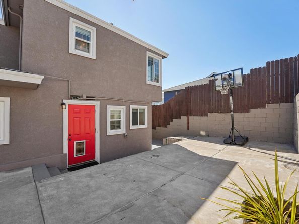 17324 Ehle St, Castro Valley CA 94546