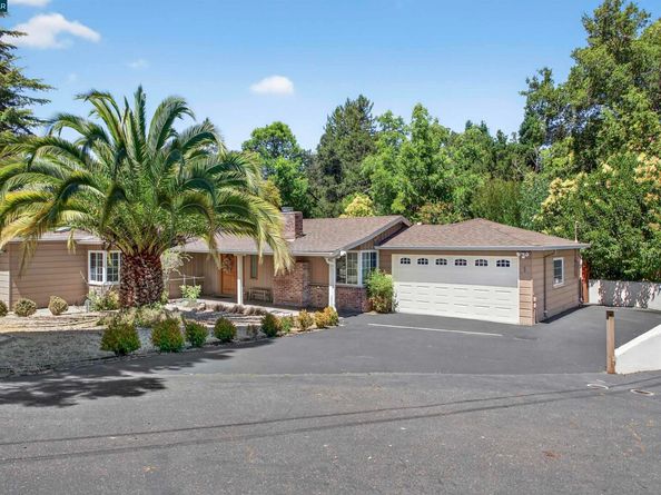 1 Vista Del Moraga, Orinda CA 94563