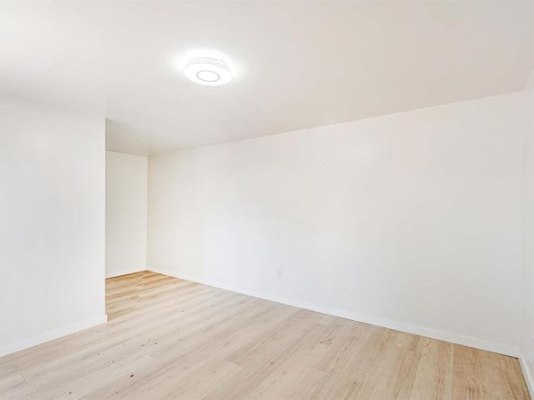 24576 Oneil Ave, Hayward CA 94544
