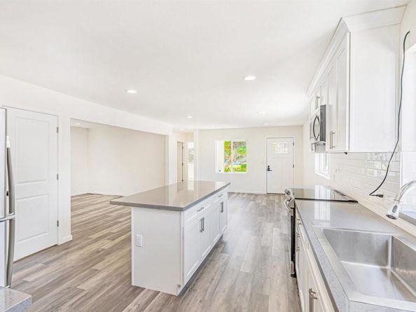 24576 Oneil Ave, Hayward CA 94544