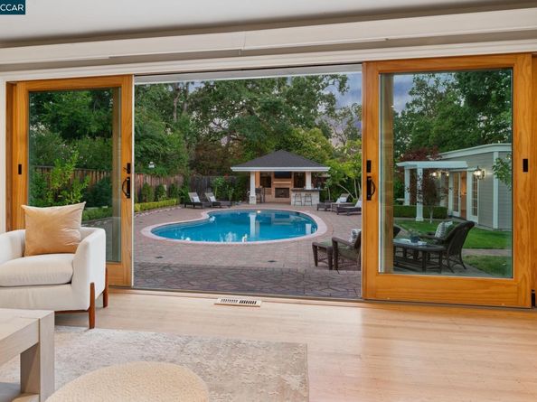 1912 Vicki Ln, Pleasant Hill CA 94523