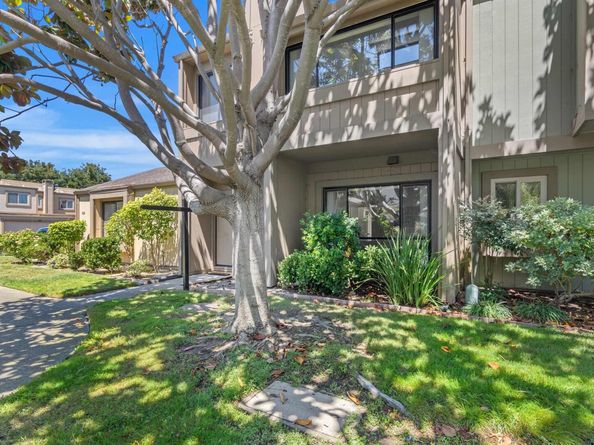 3334 Solomon Ln, Alameda CA 94502