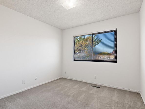 3334 Solomon Ln, Alameda CA 94502