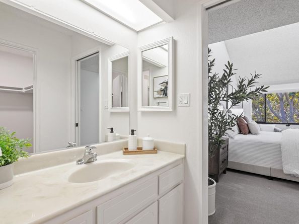 3334 Solomon Ln, Alameda CA 94502
