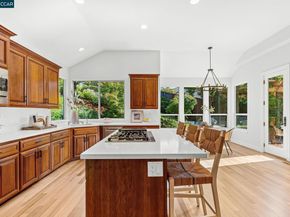 21 Monte Crest Ct., Walnut Creek CA 94595