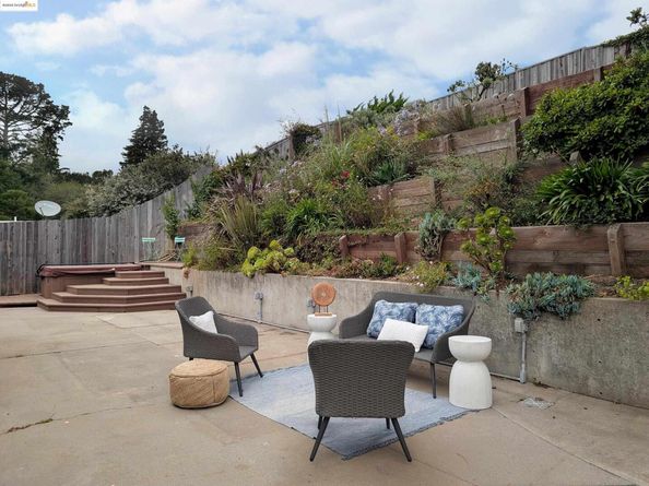 61 Cowper Ave, Kensington CA 94707