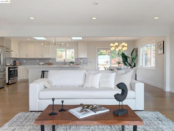 61 Cowper Ave, Kensington CA 94707