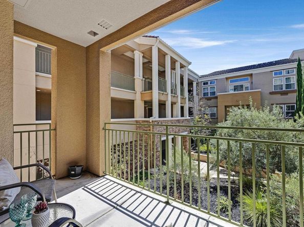 49002 Cinnamon Fern Cmn 311, Fremont CA 94539