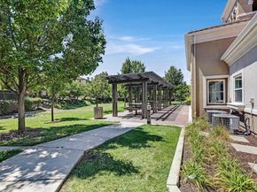 49002 Cinnamon Fern Cmn 311, Fremont CA 94539