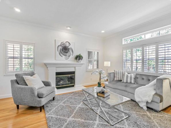 135 Cara Ct, Walnut Creek CA 94596