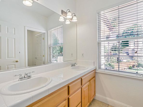 135 Cara Ct, Walnut Creek CA 94596
