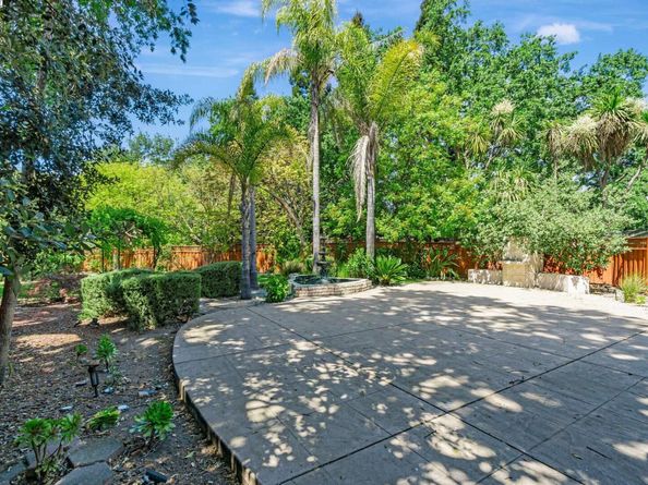 135 Cara Ct, Walnut Creek CA 94596