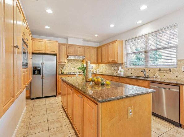 135 Cara Ct, Walnut Creek CA 94596