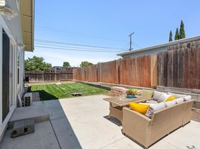 1865 Overhill Rd, Concord CA 94520