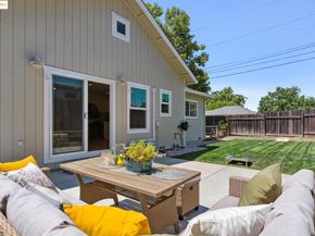 1865 Overhill Rd, Concord CA 94520