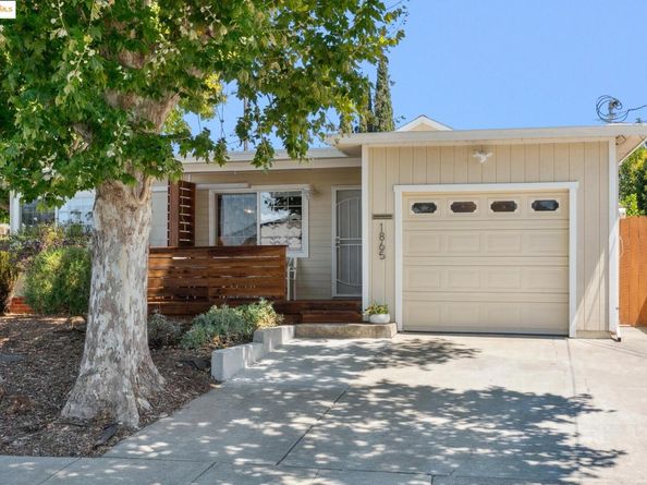 1865 Overhill Rd, Concord CA 94520