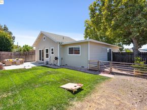 1865 Overhill Rd, Concord CA 94520