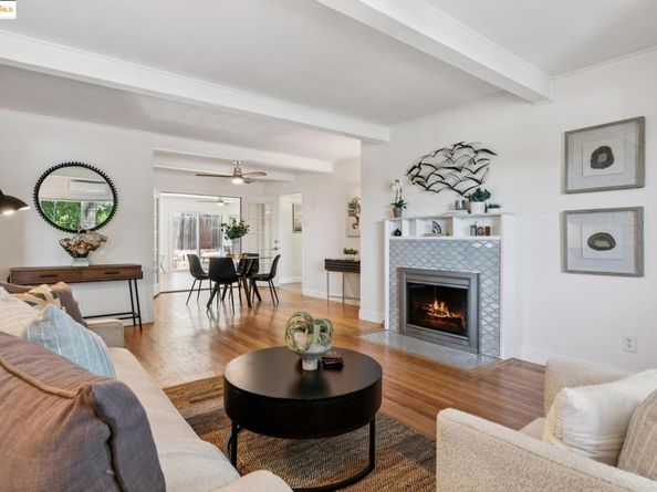 1865 Overhill Rd, Concord CA 94520