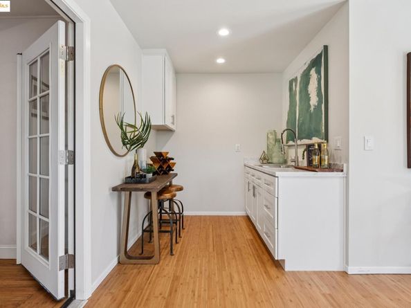 1865 Overhill Rd, Concord CA 94520