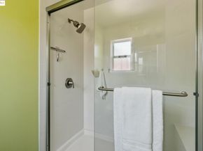 1865 Overhill Rd, Concord CA 94520
