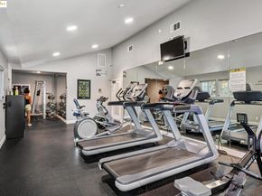 630 Canyon Oaks Dr B, Oakland CA 94605