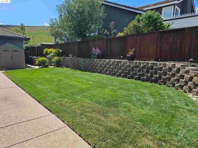 8040 Kelok Way, Clayton CA 94517