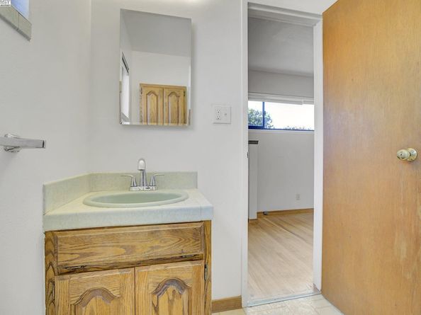 20009 Catalina Dr, Castro Valley CA 94546