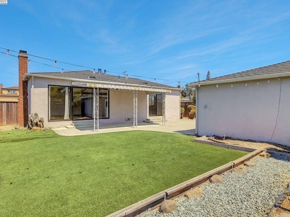 20009 Catalina Dr, Castro Valley CA 94546