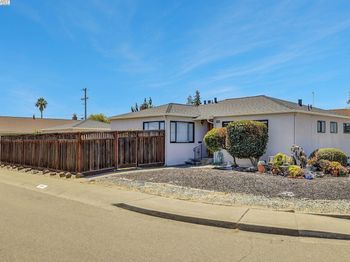 20009 Catalina Dr