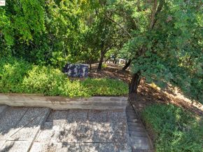 6022 Merriewood Dr, Oakland CA 94611