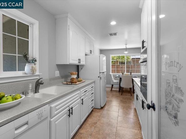 5555 Alabama Dr, Concord CA 94521