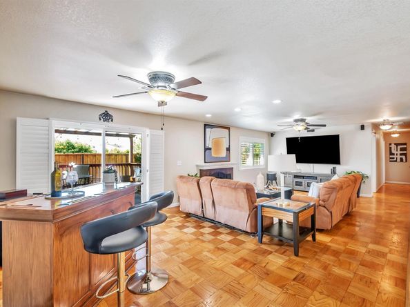 5965 Moores Ave, Newark CA 94560