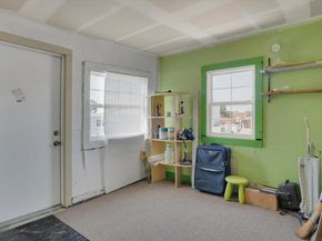1071 59Th St, Oakland CA 94608
