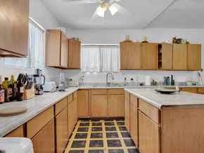 1071 59Th St, Oakland CA 94608
