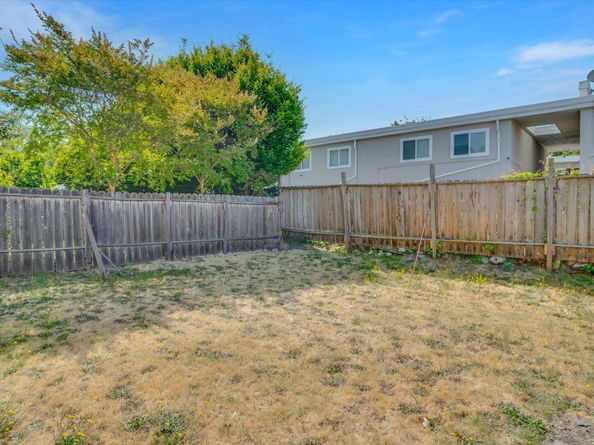 1071 59Th St, Oakland CA 94608